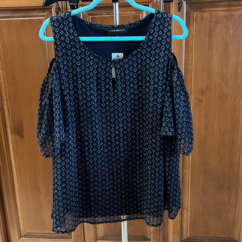 #12 - Lane Bryant cold shoulder top. Size 18